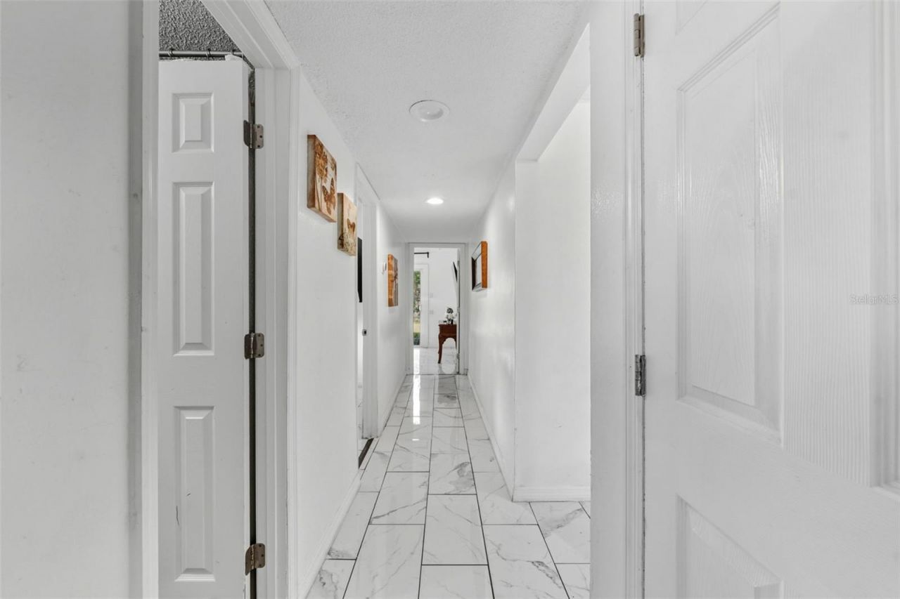 5017 Stolls Avenue, Tampa, FL 33615 Photo