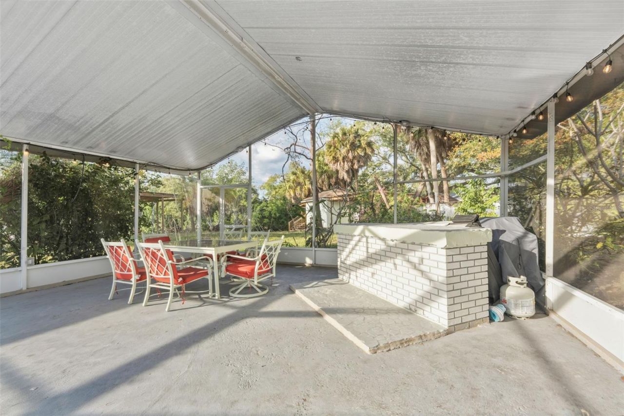 5017 Stolls Avenue, Tampa, FL 33615 Photo