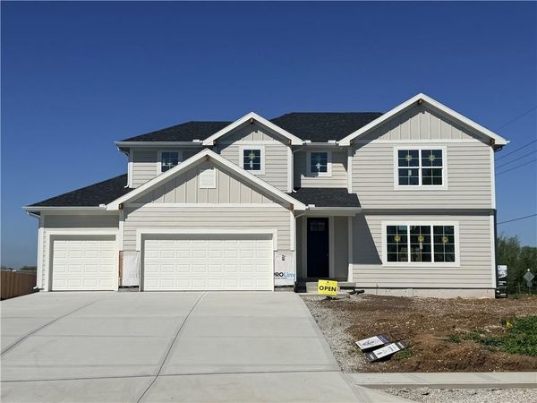 20702 Emerald Street, Spring Hill, KS 66083