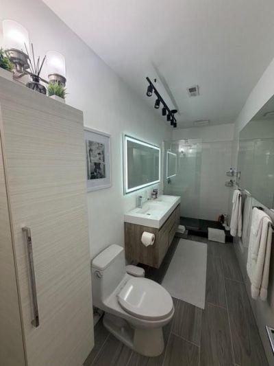 2421 Lake Pancoast Dr, Unit EG, Miami Beach, FL 33140 Photo