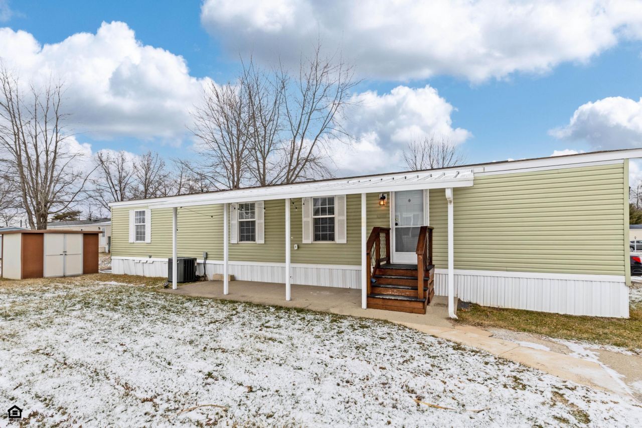 8764 National Road Sw, Unit 106, Etna, OH 43062 Main Photo