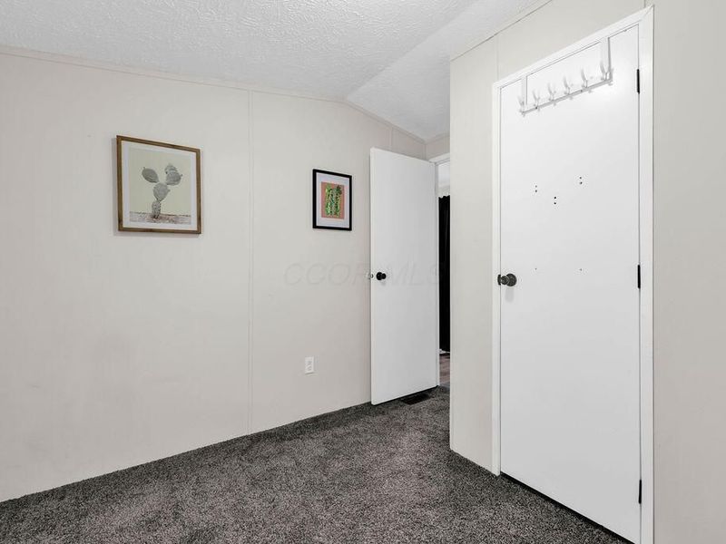 8764 National Road SW, Unit 106, Etna, OH 43062 Photo 14