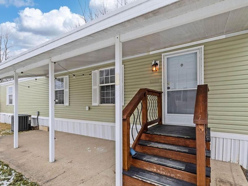 8764 National Road SW, Unit 106, Etna, OH 43062 Photo 2