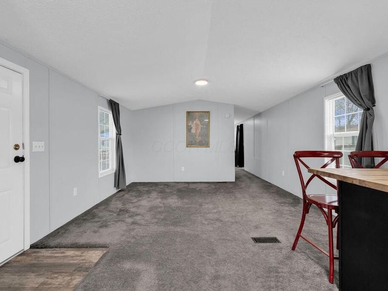 8764 National Road SW, Unit 106, Etna, OH 43062 Photo 5