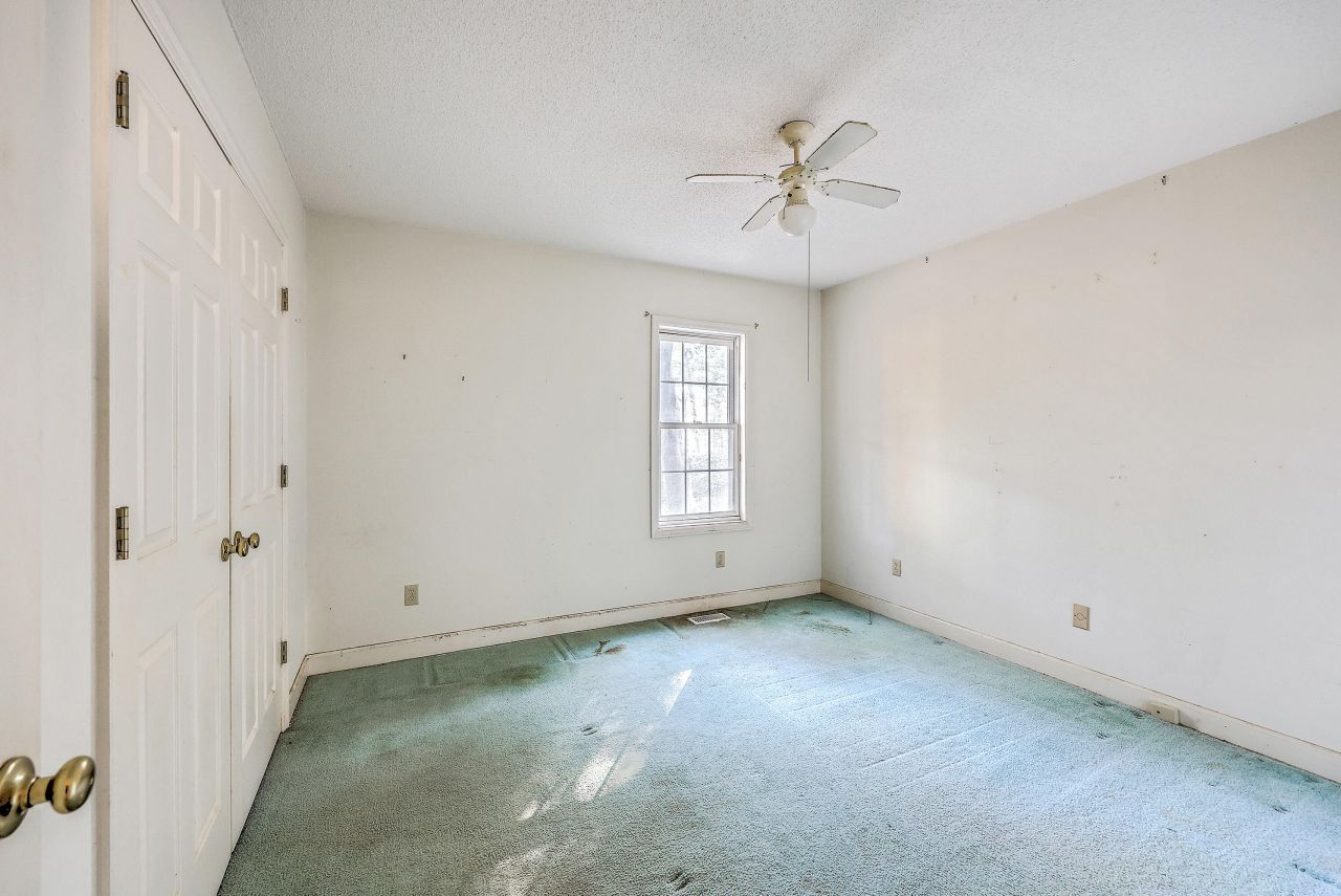 131 S Cove Drive Photo 16