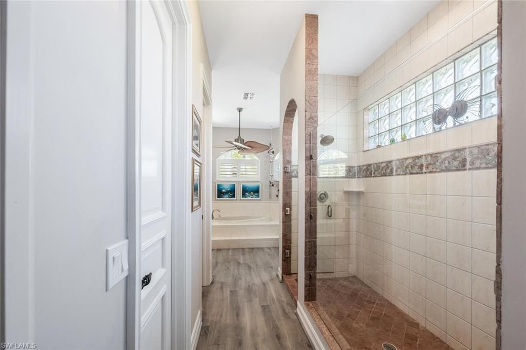 5727 Riverside Dr, Cape Coral, FL 33904 Photo