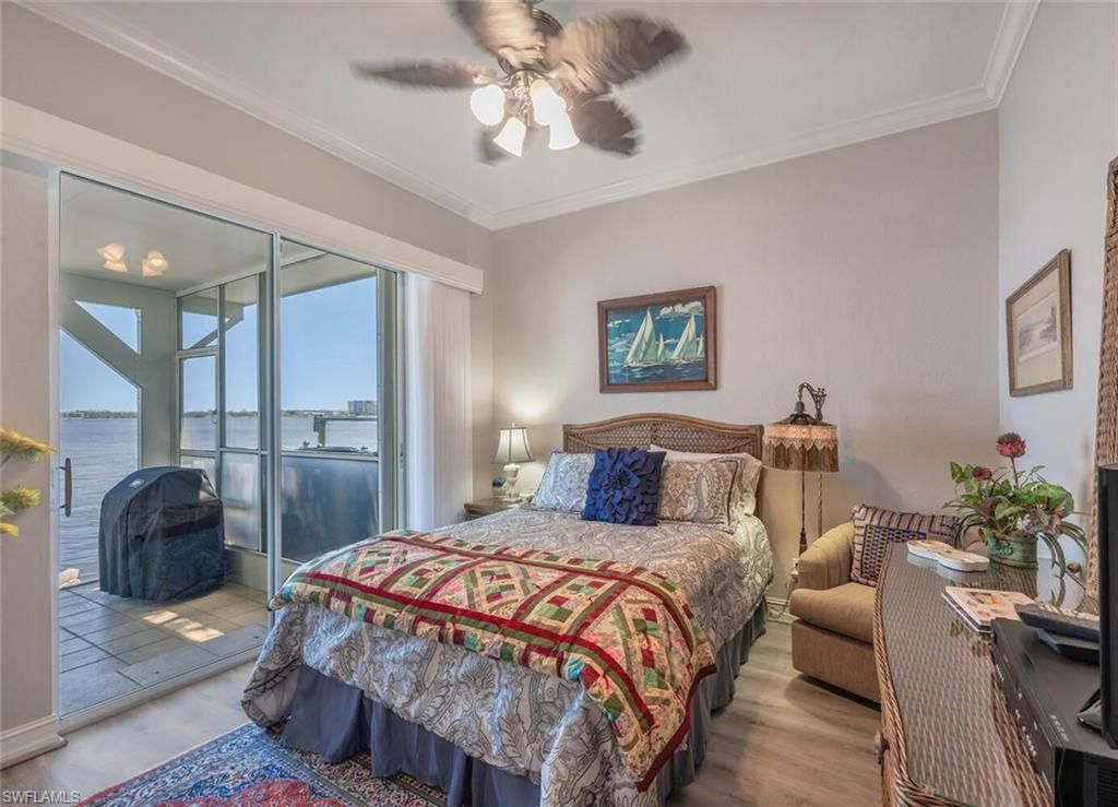 5727 Riverside Dr, Cape Coral, FL 33904 Photo