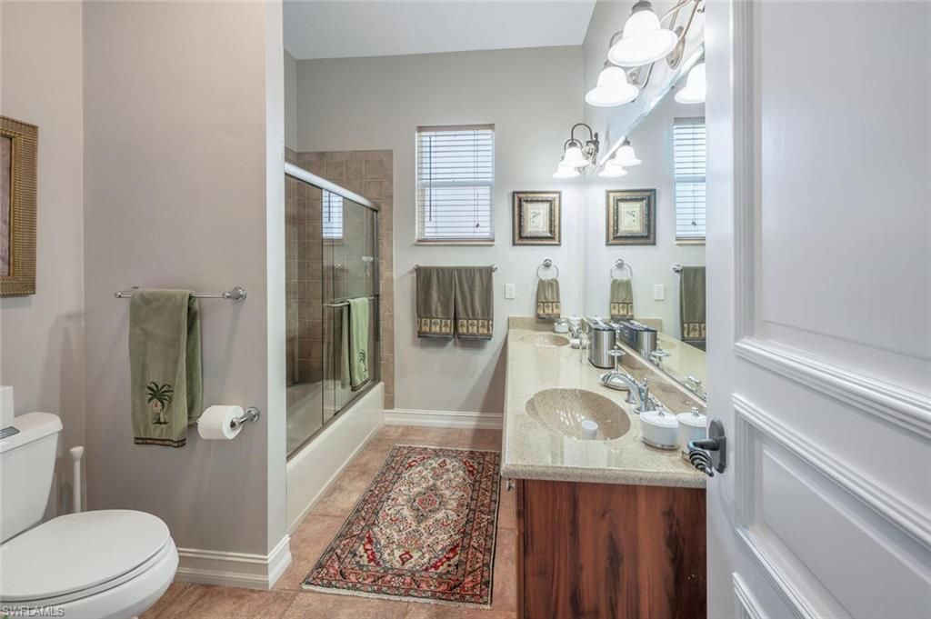 5727 Riverside Dr, Cape Coral, FL 33904 Photo