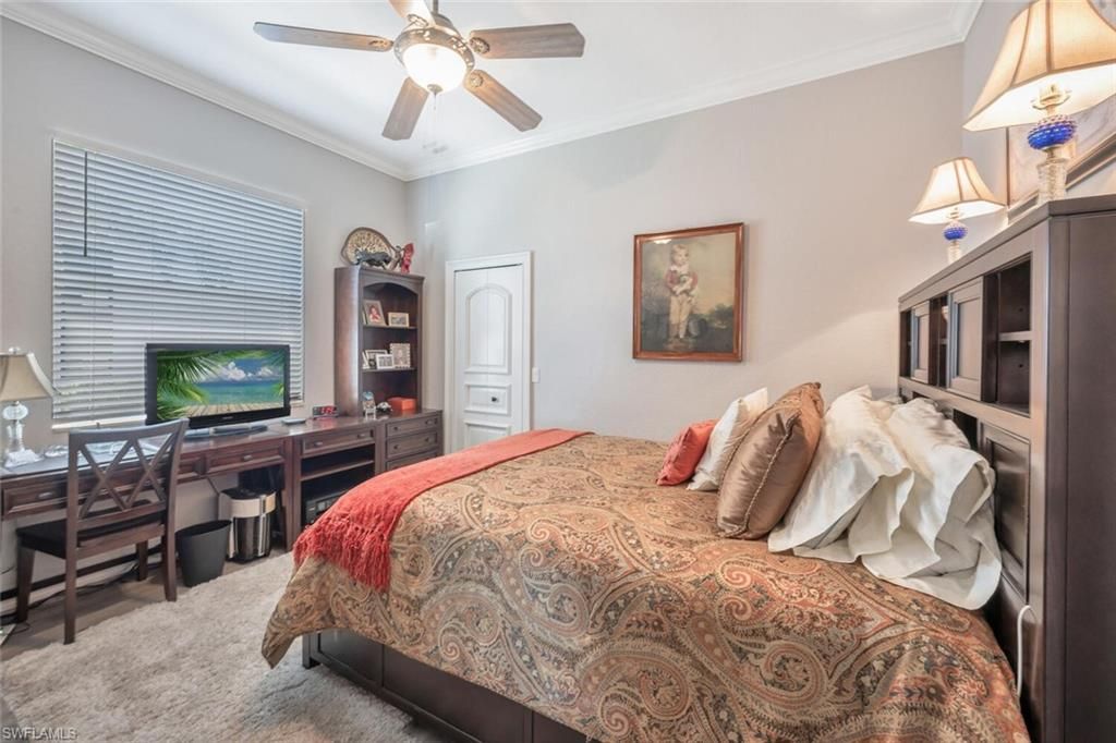 5727 Riverside Dr, Cape Coral, FL 33904 Photo