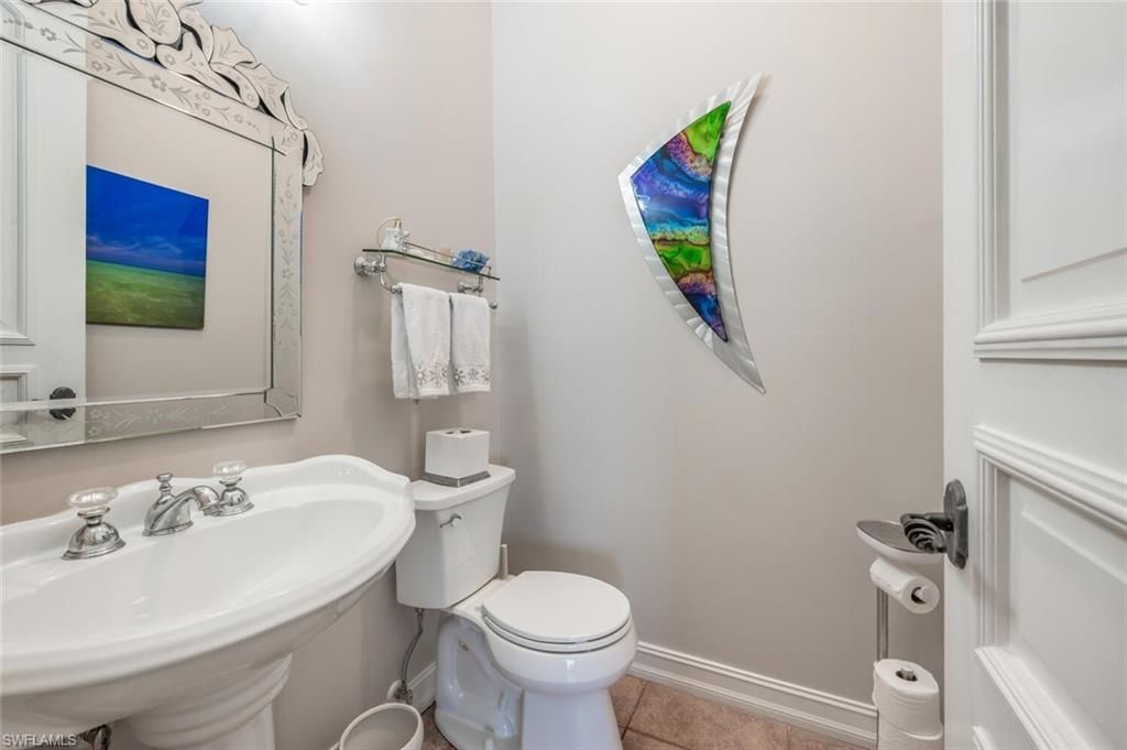 5727 Riverside Dr, Cape Coral, FL 33904 Photo