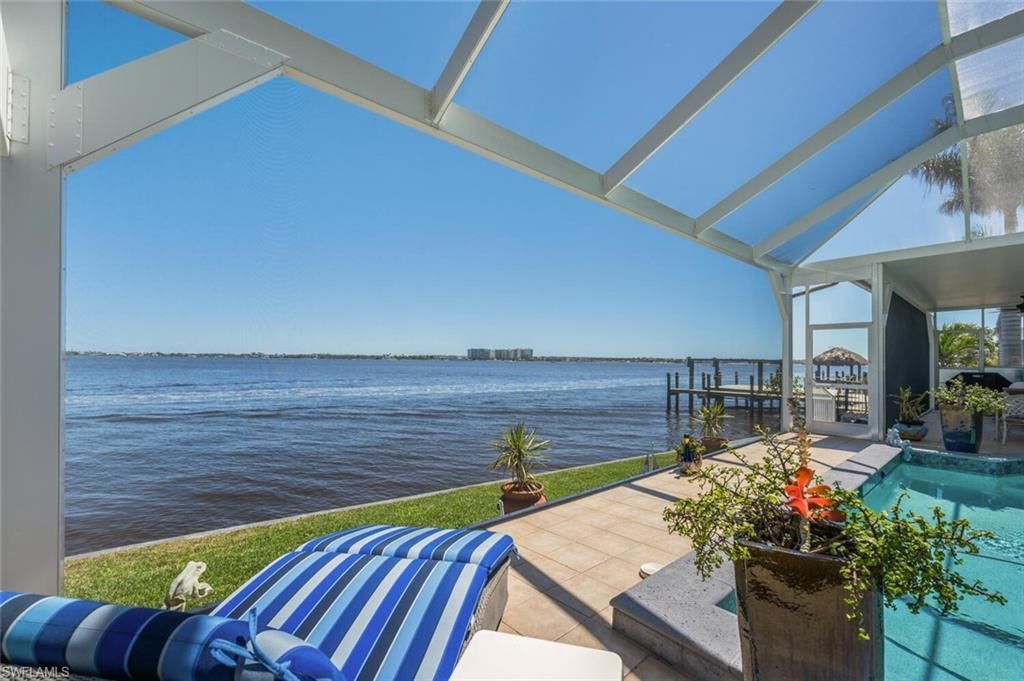 5727 Riverside Dr, Cape Coral, FL 33904 Photo