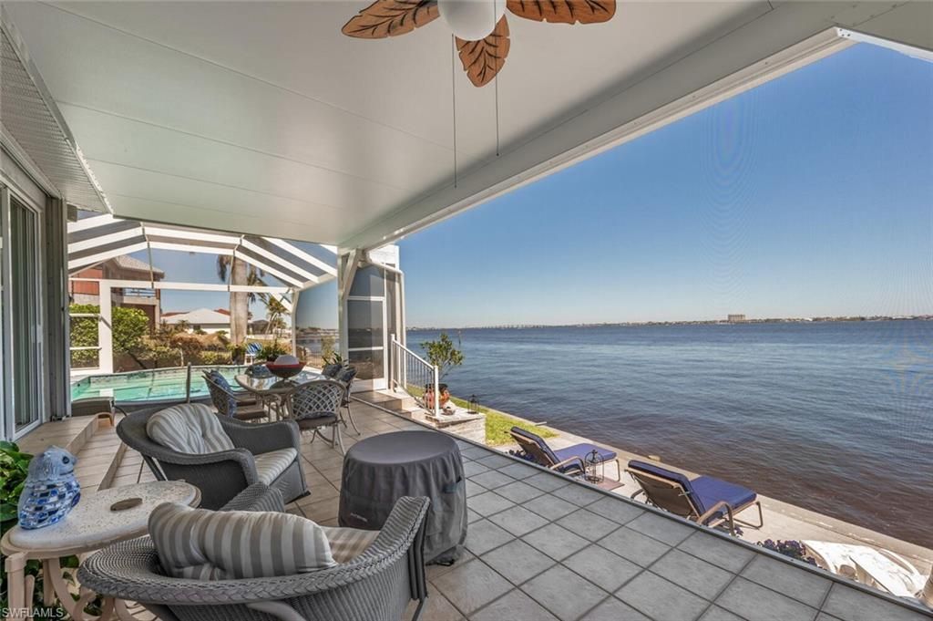 5727 Riverside Dr, Cape Coral, FL 33904 Photo