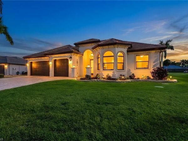 11781 Lady Anne CIR, CAPE CORAL, FL 33991