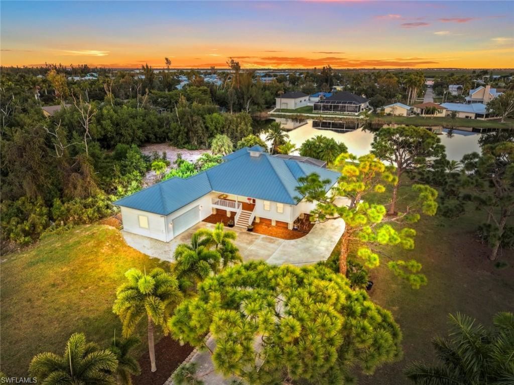 11940 Oakland Dr, Bokeelia, FL 33922 Photo