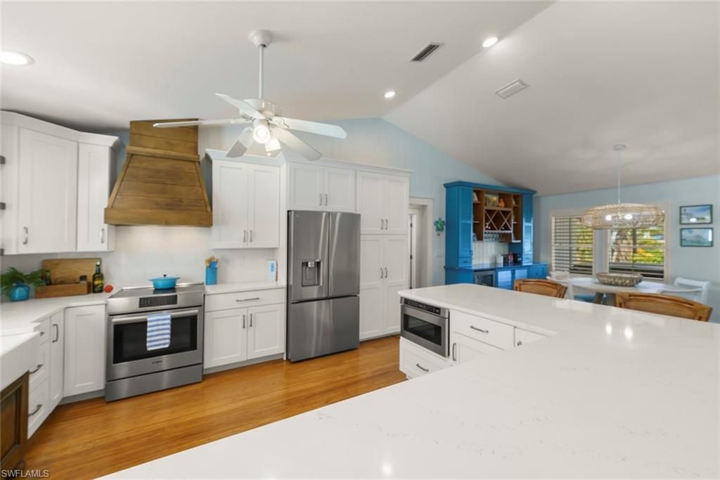 11940 Oakland Dr, Bokeelia, FL 33922 Photo