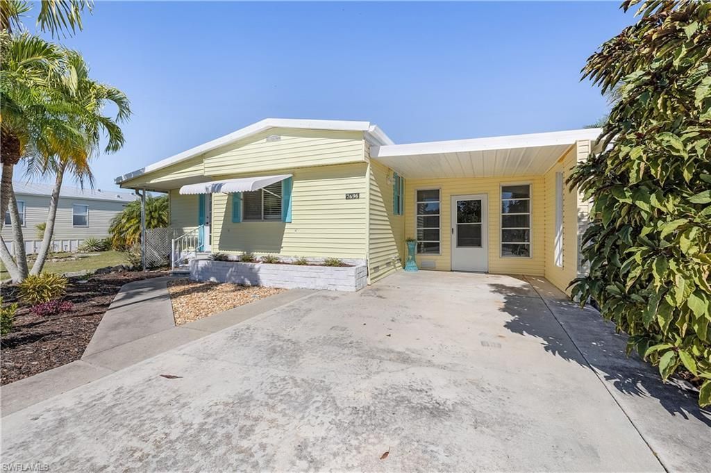 7696 Helen Rd, Bokeelia, FL 33922 Photo