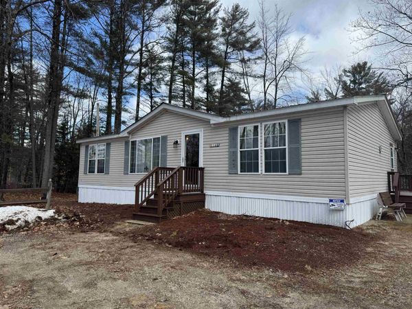16 Hodsdon Shore Road, Ossipee, NH 03814