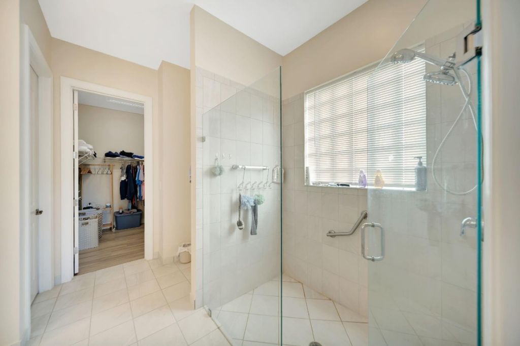 3824 NW 89th Way, Coral Springs, FL 33065 Photo