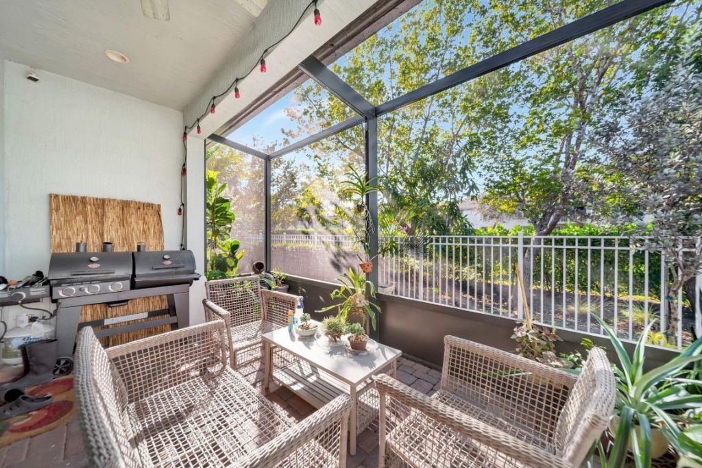 3824 NW 89th Way, Coral Springs, FL 33065 Photo