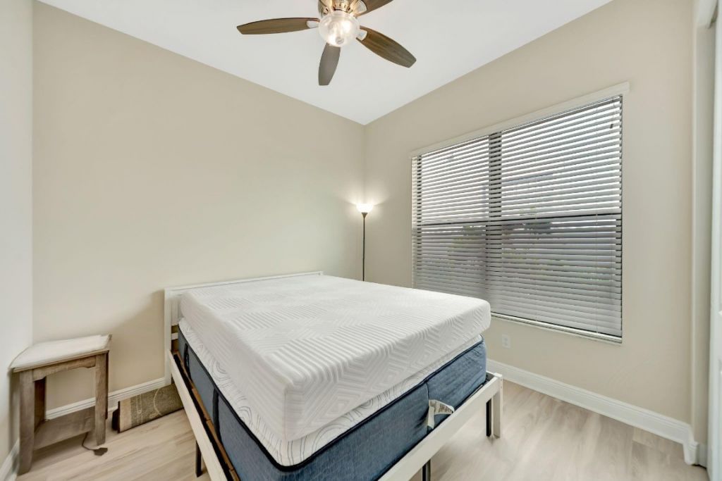 3824 NW 89th Way, Coral Springs, FL 33065 Photo