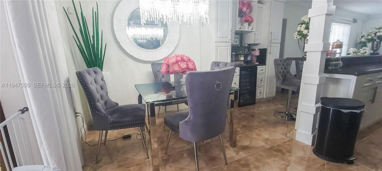 10330 NW 36th Ct, Miami, FL 33147 Photo