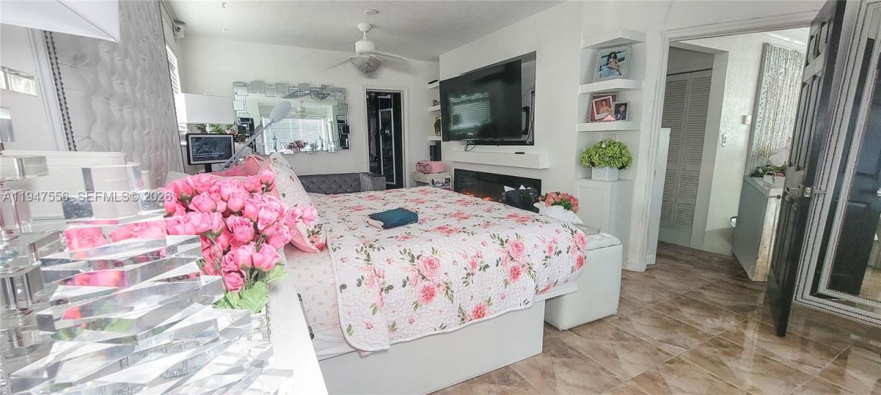 10330 NW 36th Ct, Miami, FL 33147 Photo