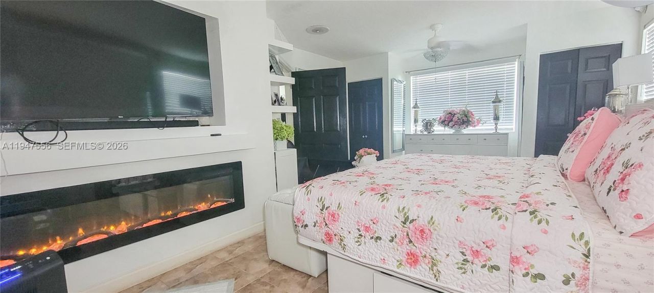 10330 NW 36th Ct, Miami, FL 33147 Photo