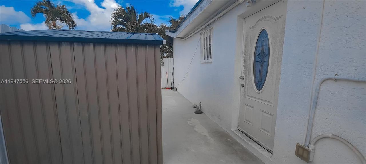 10330 NW 36th Ct, Miami, FL 33147 Photo