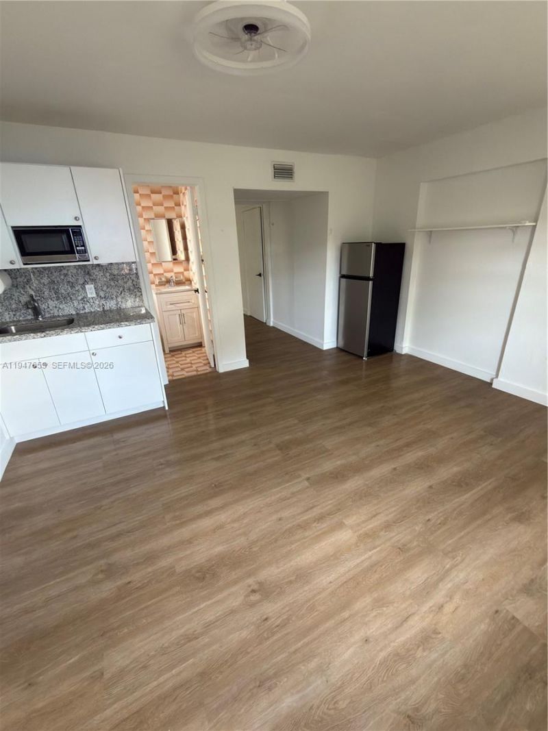 7546 NW 2nd Ter, Miami, FL 33126 Photo