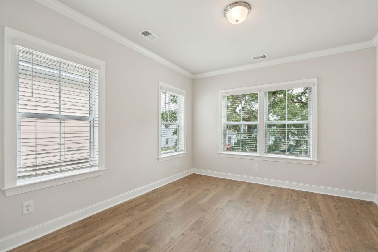 703 Minton Road Photo 13