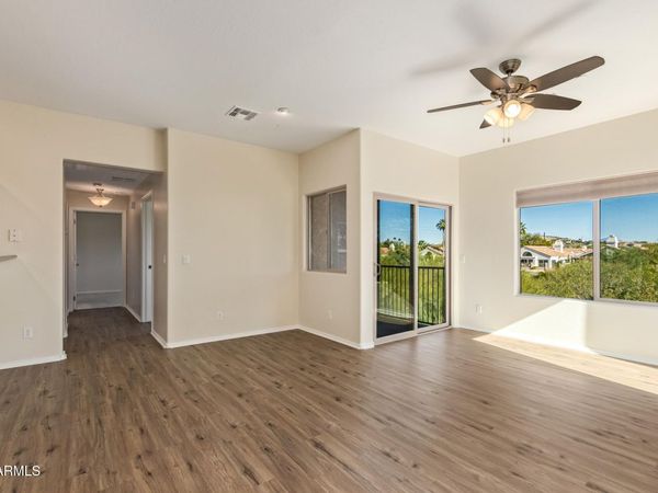 12050 N PANORAMA Drive, Unit 201, Fountain Hills, AZ 85268