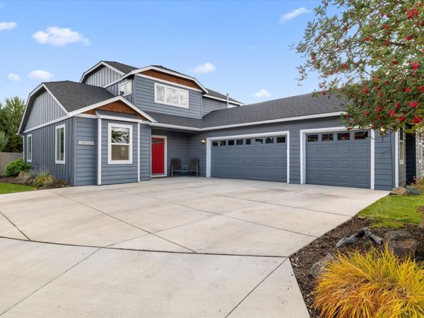 19557 Sager Loop, Bend, OR 97702