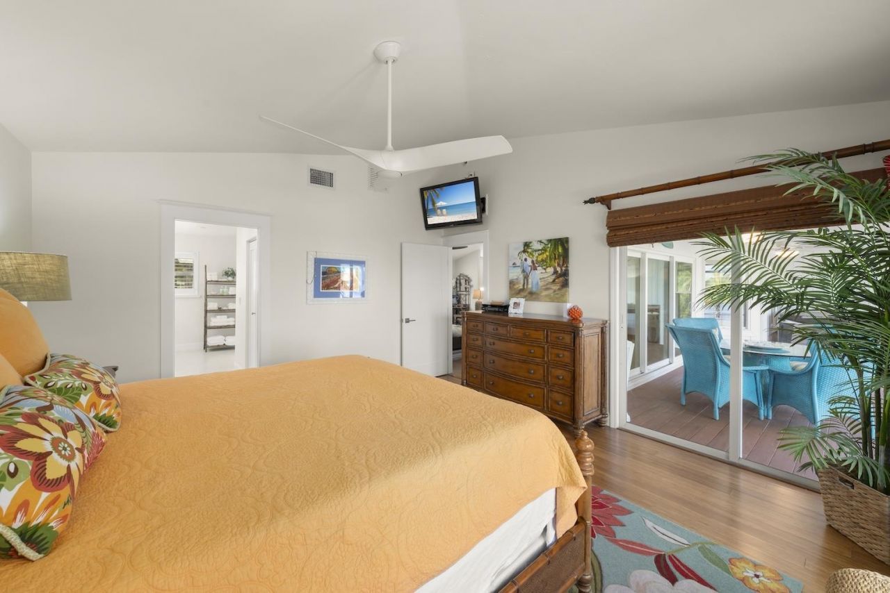 11940 Oakland Dr, Bokeelia, FL 33922 Photo