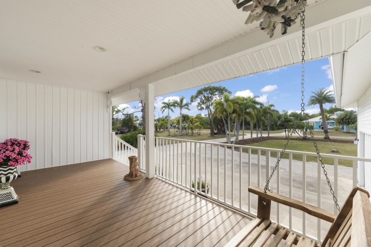 11940 Oakland Dr, Bokeelia, FL 33922 Photo