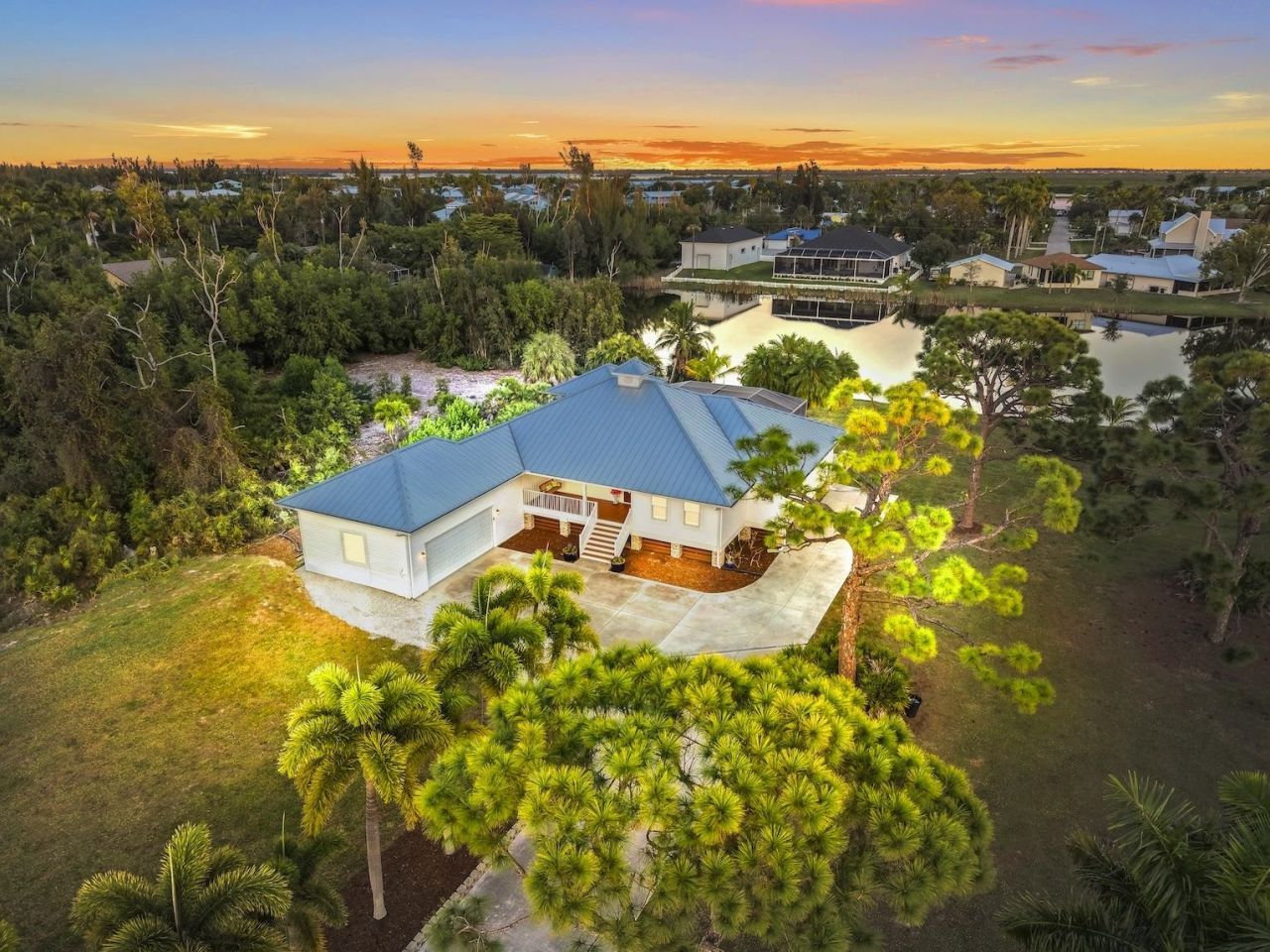 11940 Oakland Dr, Bokeelia, FL 33922 Photo