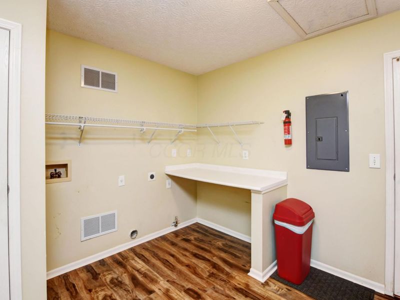 4704 Hobson Drive, Unit 4A, Columbus, OH 43228 Photo 25