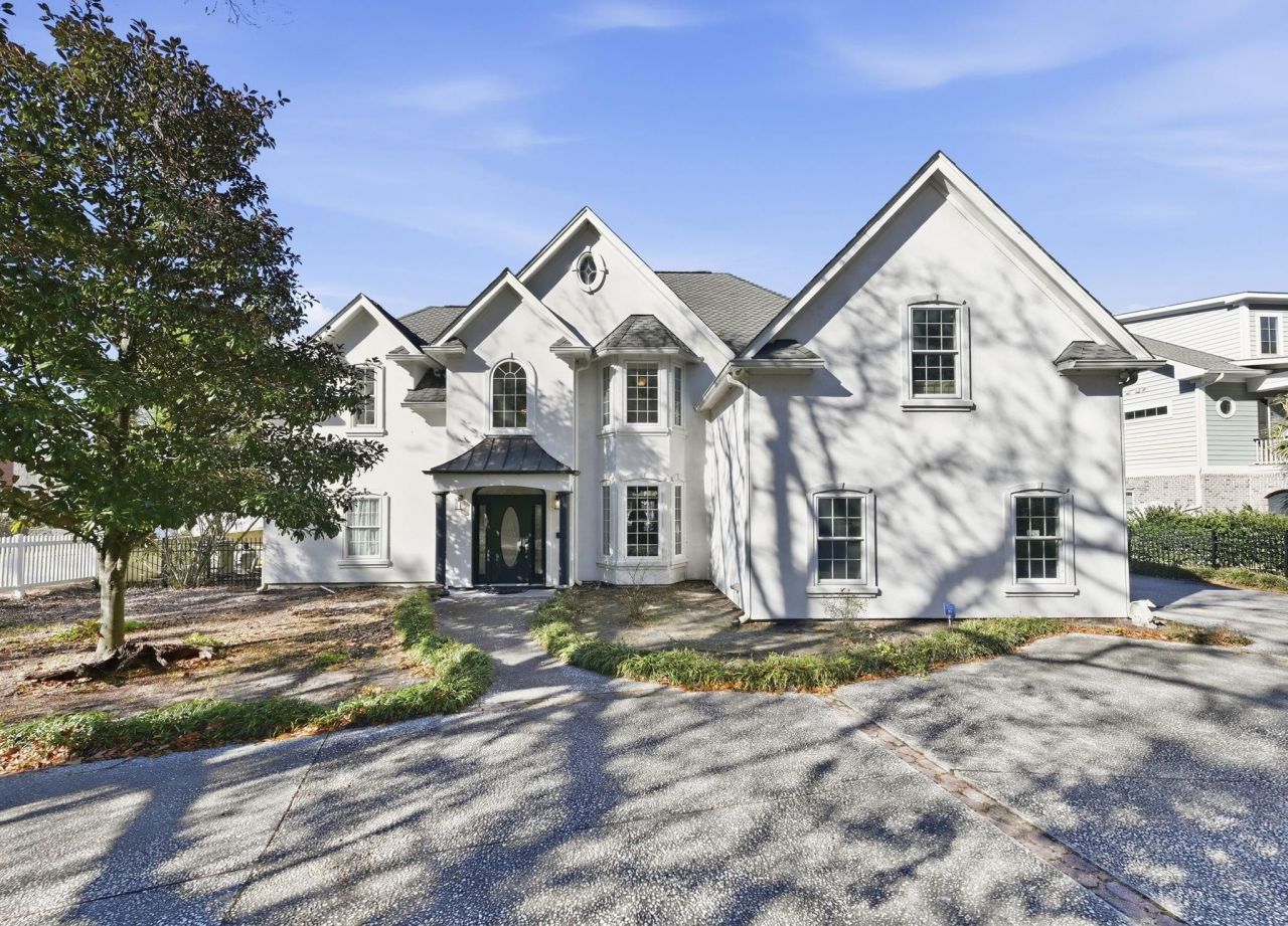 2397 River Rd. Photo 1