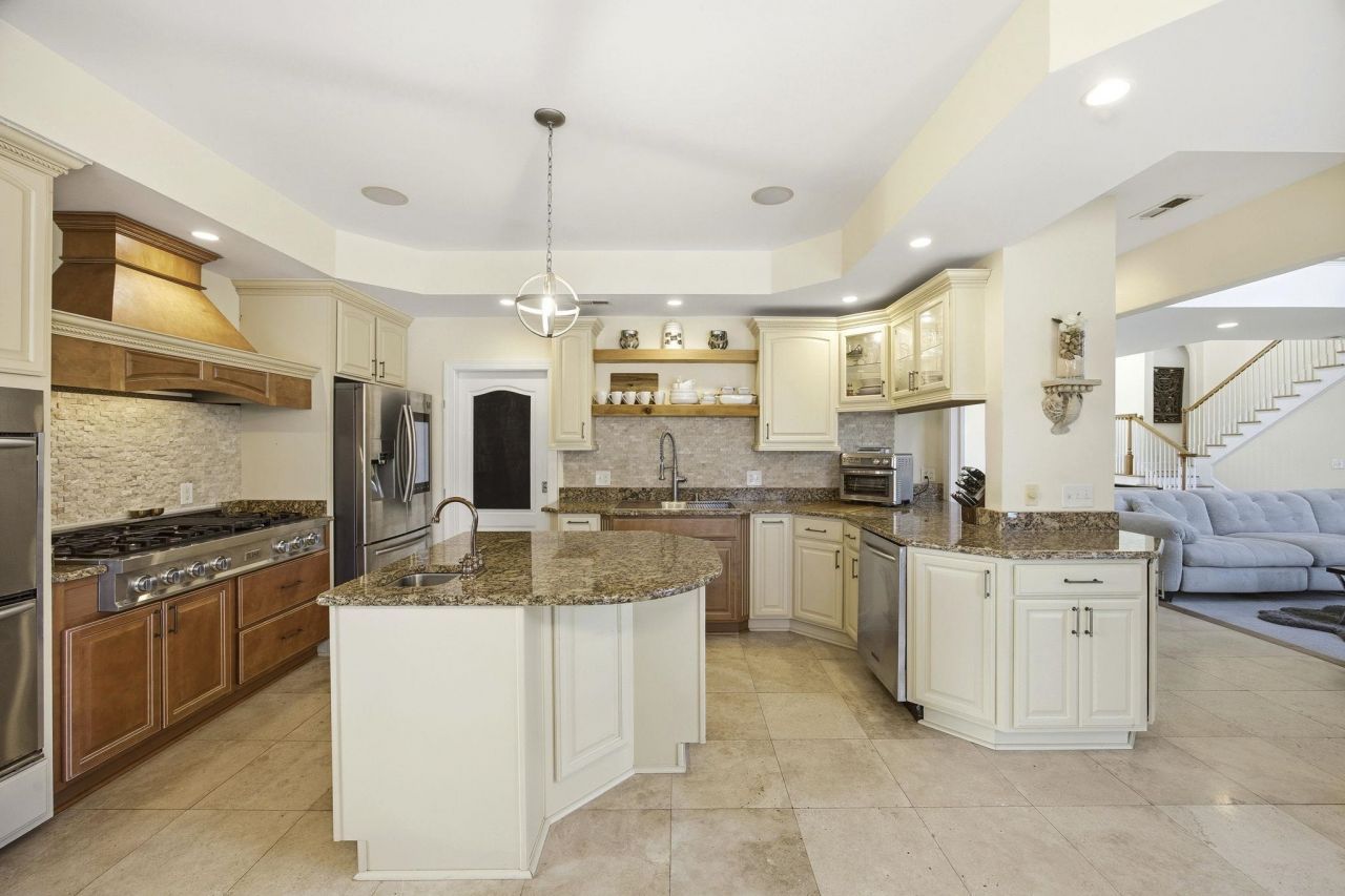 2397 River Rd. Photo 12