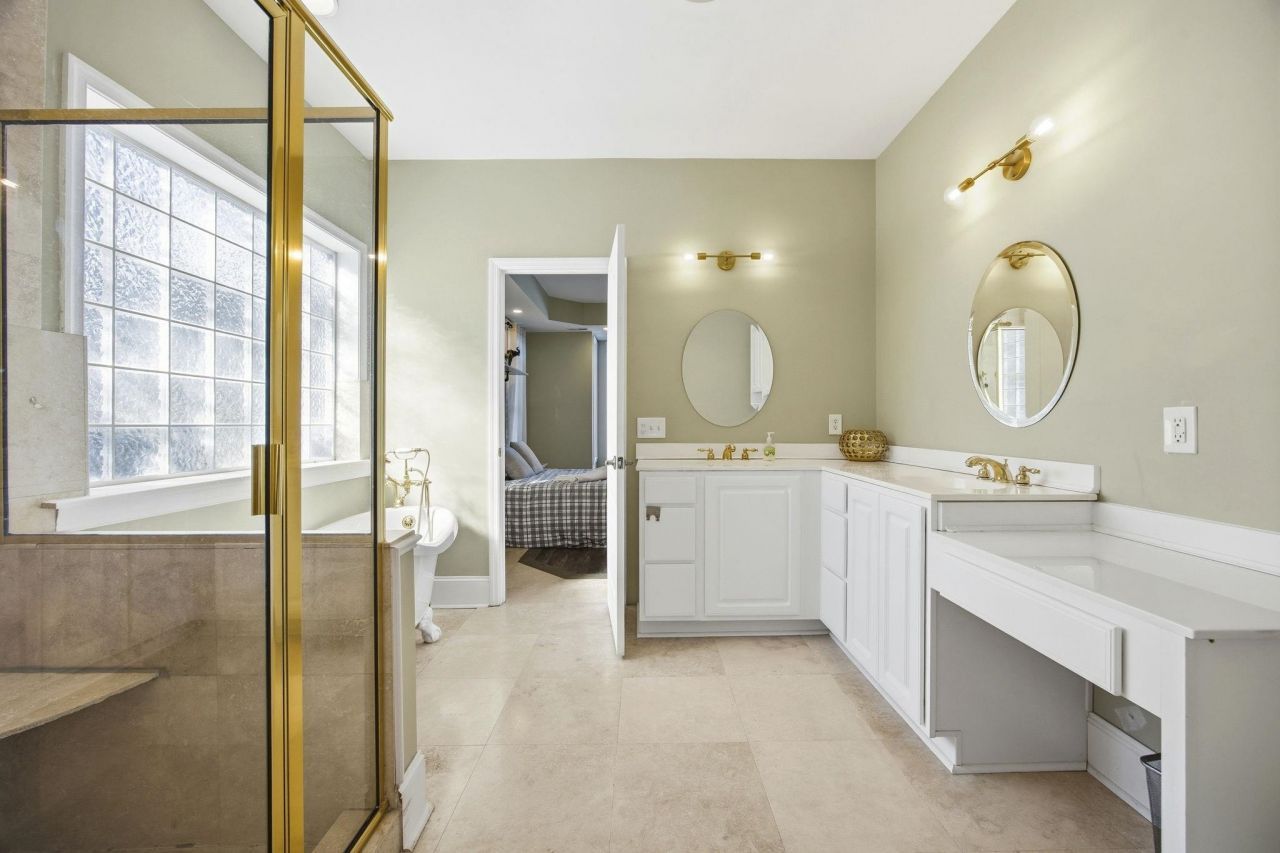 2397 River Rd. Photo 16