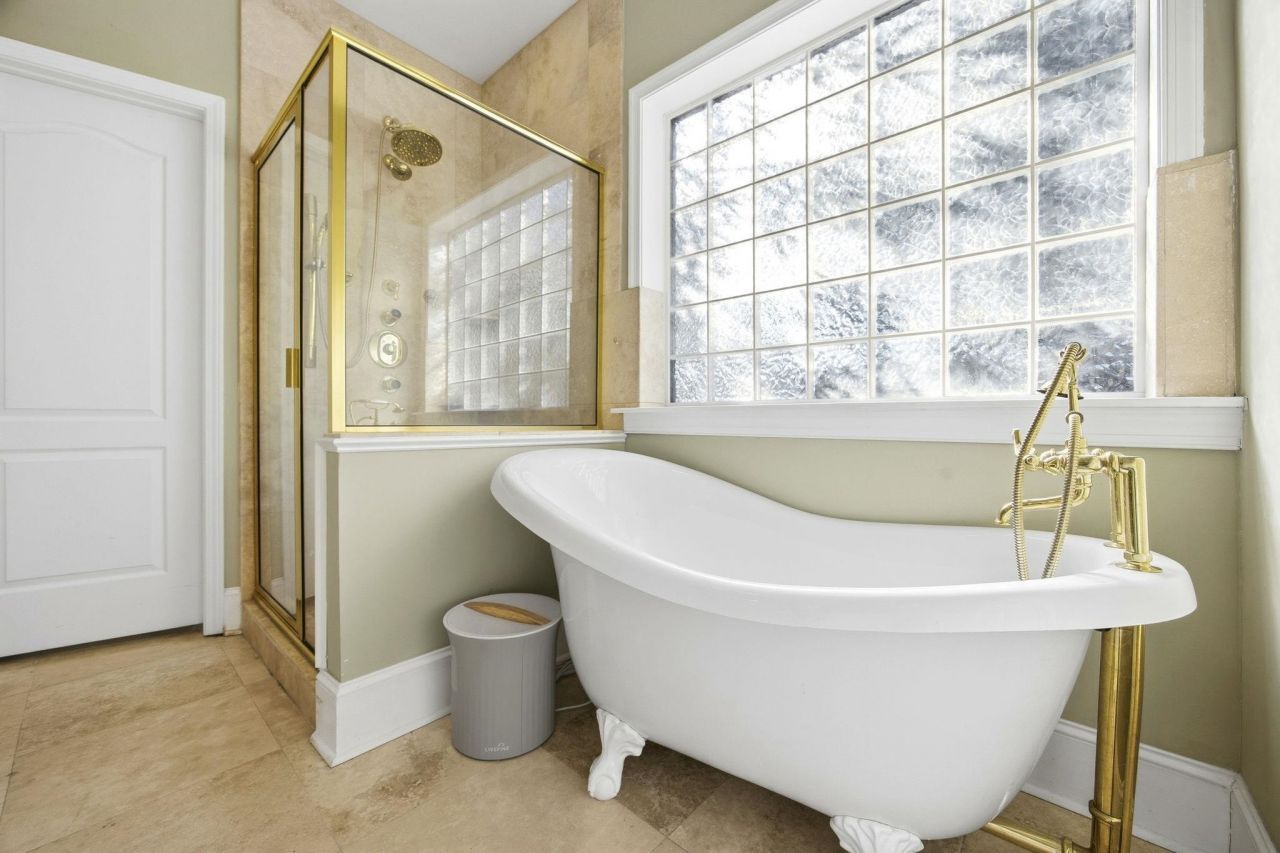 2397 River Rd. Photo 17