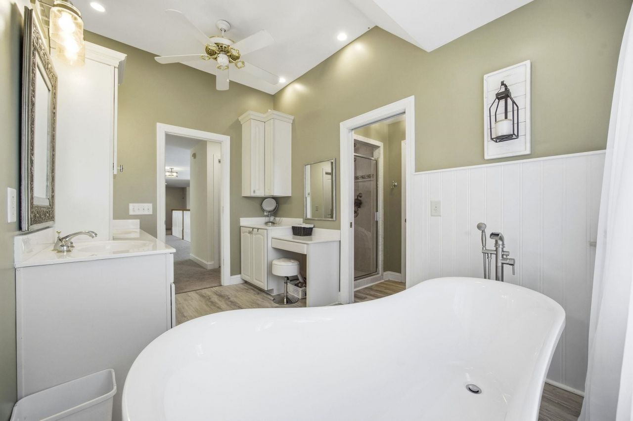 2397 River Rd. Photo 26