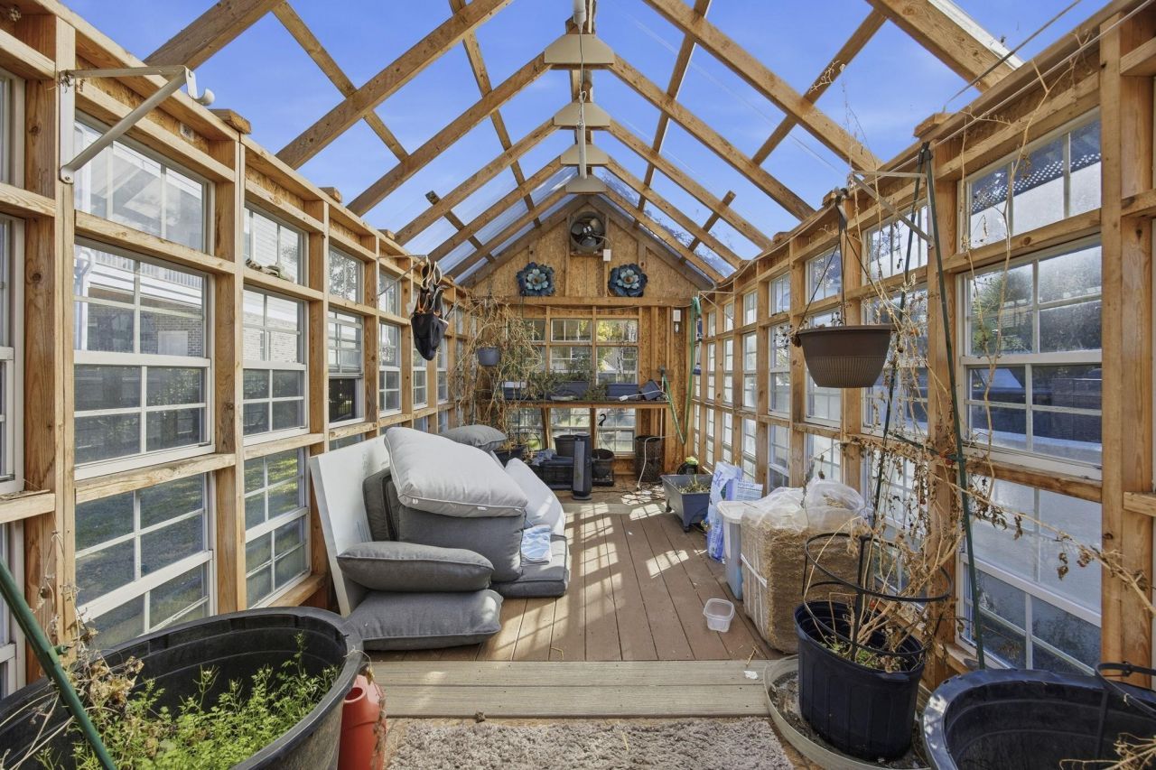 2397 River Rd. Photo 33