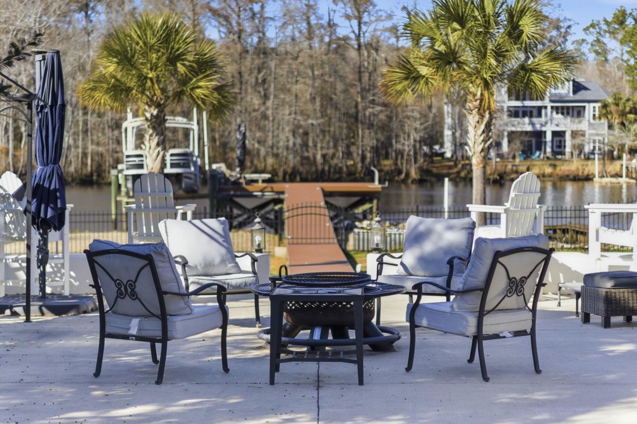 2397 River Rd. Photo 6