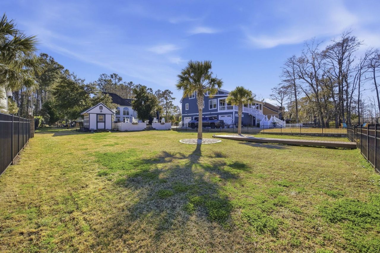 2397 River Rd. Photo 7