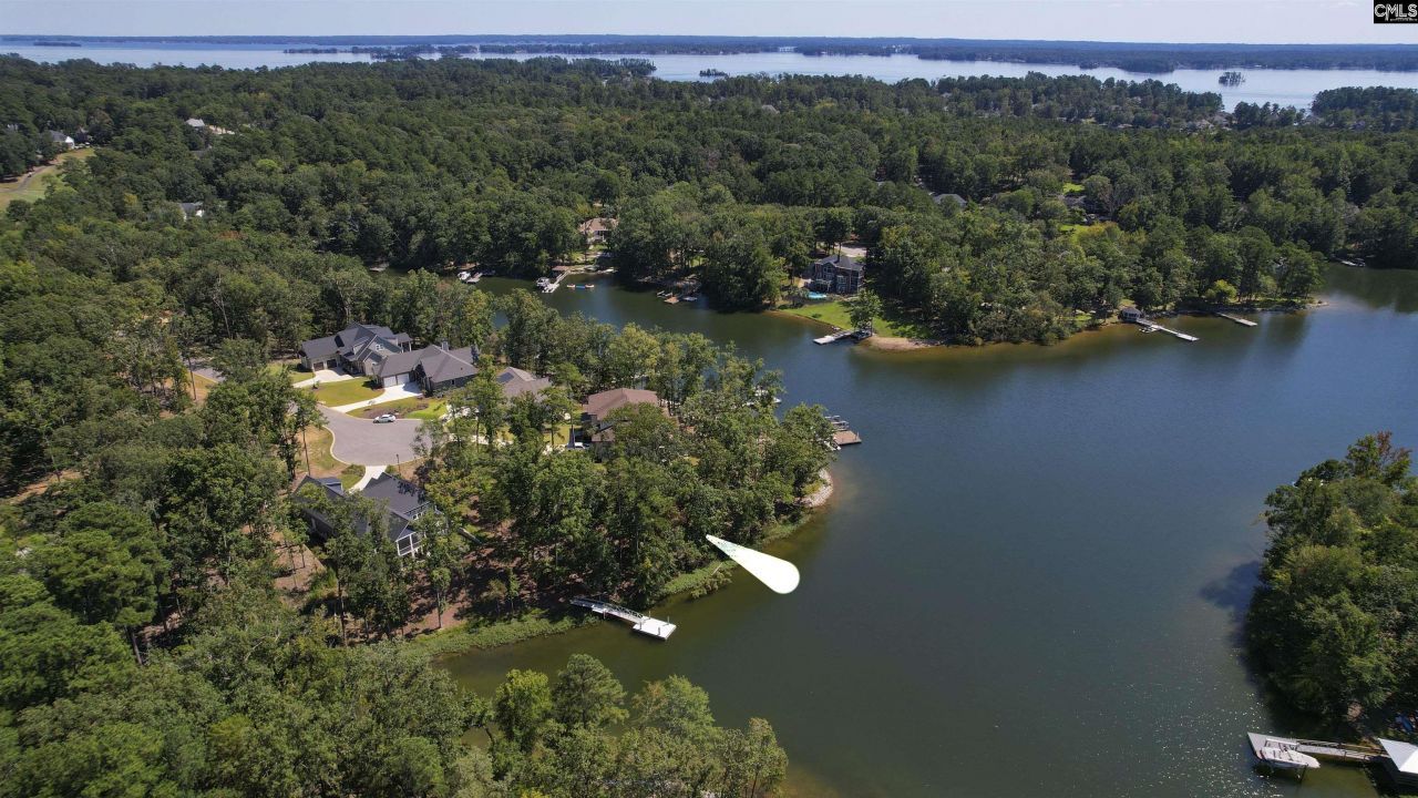 1095 Refuge Place  Photo 7