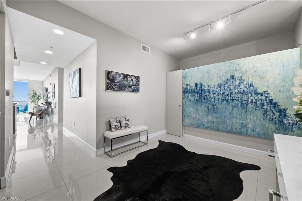 3000 Oasis Grand Blvd, Unit 2903, Fort Myers, FL 33916 Photo