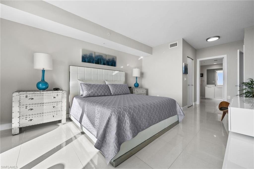 3000 Oasis Grand Blvd, Unit 2903, Fort Myers, FL 33916 Photo