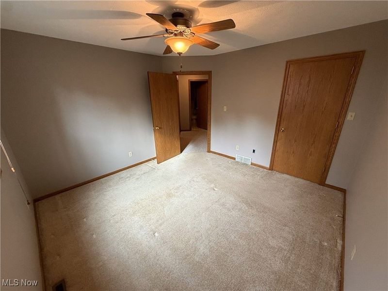 568 Lockport Avenue SW, New Philadelphia, OH 44663 Photo 26