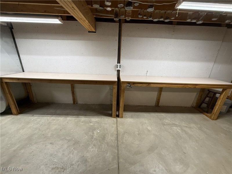 568 Lockport Avenue SW, New Philadelphia, OH 44663 Photo 41