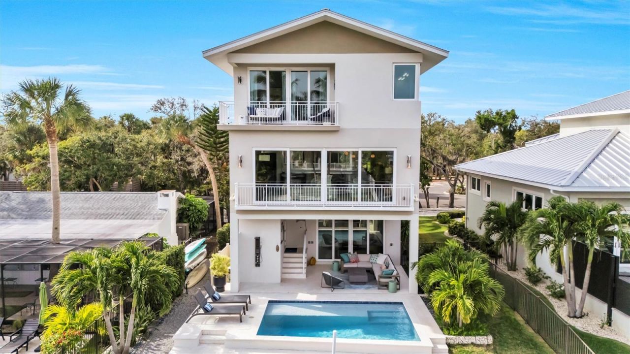 4881 Oxford Drive, Siesta Key, FL 34242 Photo